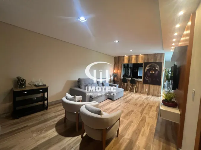 Casa à venda, 2 quartos, 2 vagas, Jardim Pirineus - Belo Horizonte/MG