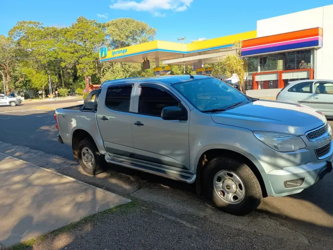 Chevrolet S10 Pick-up LT 2.8 TDI 4X4 CD Dies. Mec. 2013