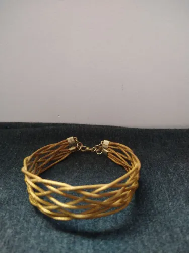 Pulseira de Capim Dourado Trançada