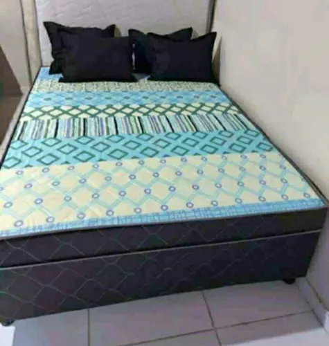 Super promoção cama box casal nova direto de fábrica com dois travesseiros de brinde.