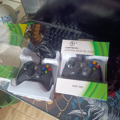 Controle de Xbox 360 com fio. funciona em Pc e Xbox 360