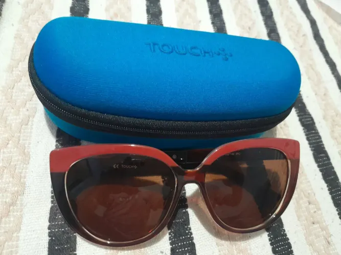 Óculos de Sol Touch - Design Elegante e Proteção