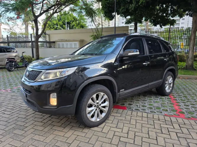 Kia Motors Sorento 3.5 V6 24V 278cv 4X4 Aut. 2015