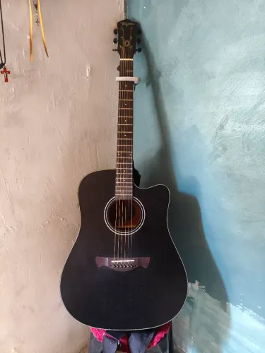 Tagima Folk preto fosco com Bluetooth
