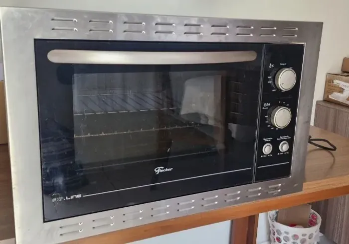 Forno Elétrico de Embutir Fischer Fit Line 44L Inox - 220V (Usado)