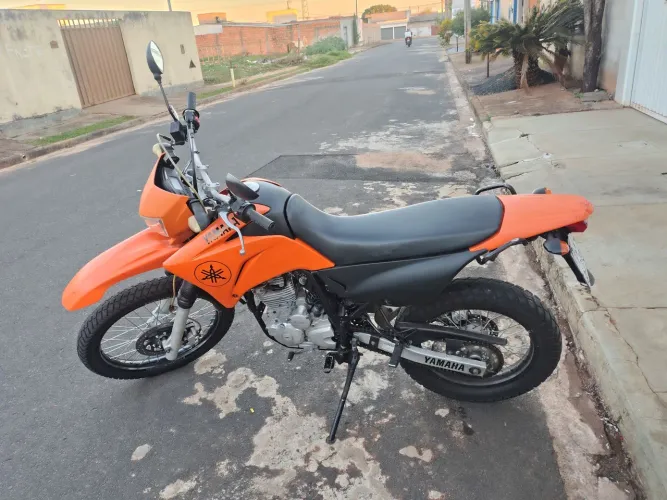Lander laranja