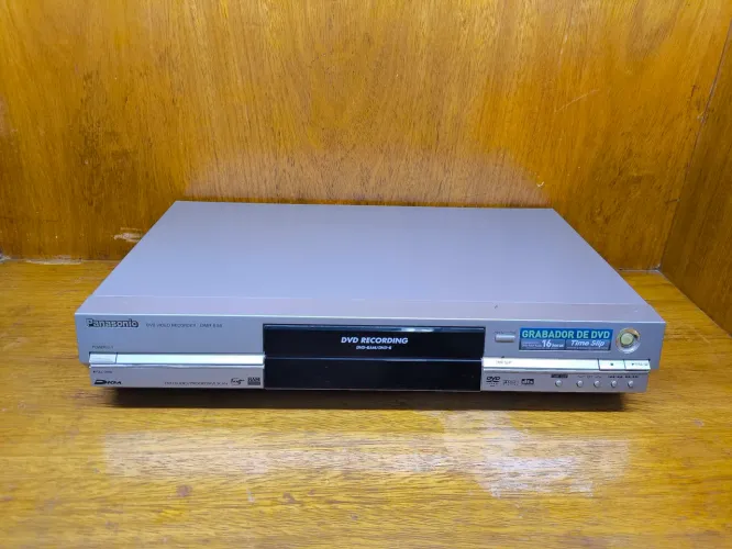Gravador de DVD de Mesa Panasonic DMR-E55 (DVD Recorder) - Bivolt