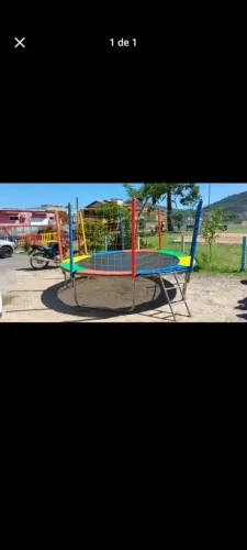 Vendo cama elástica 3.05 usada