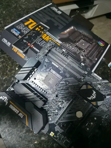 B450 Tuf PLUS II ( COM DEFEITO )