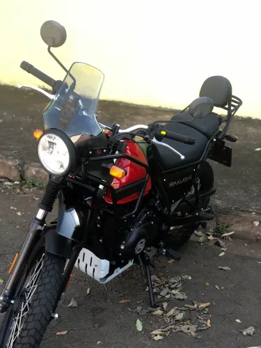 Himalayan 411 Rock Red - MUITO CONSERVADA