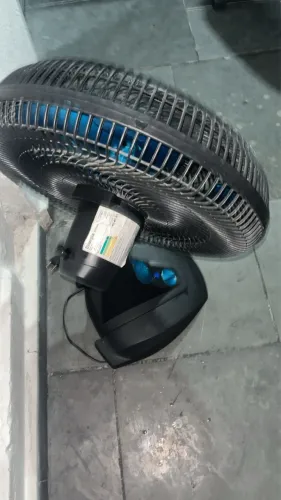 Ventilador novo à venda