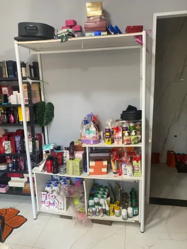 Vendo 2 prateleiras com araras retirada jardim Florianópolis
