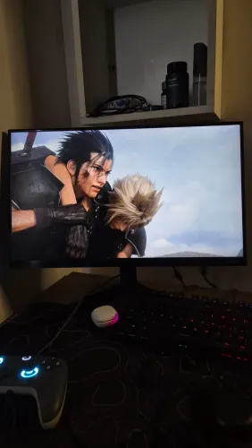 Monitor Samsung 22 75hz com mancha vermelha