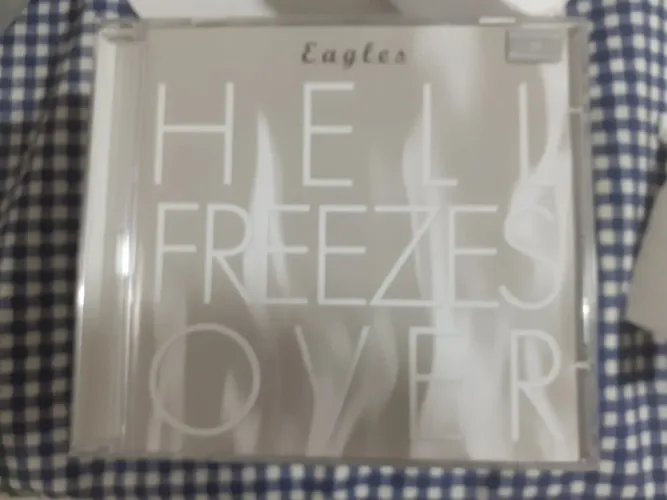 8 CDs Eagles, Credence...