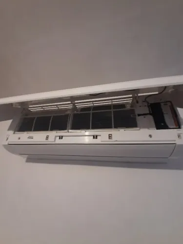 Ar Condicionado Consul Inverter 12.000 BTUs - Serpentina de Cobre (Para reparo ou 