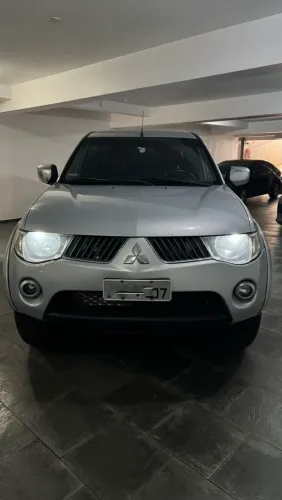 Mitsubishi L200 Triton HPE 3.2 CD TB Int.diesel AUT 2010