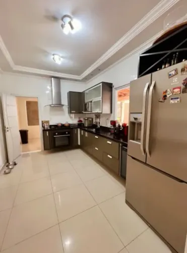 Vendo casa no Planalto MD16