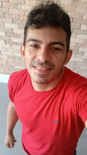 Eletricista, bombeiro hidráulico,técnico em ar-condicionado