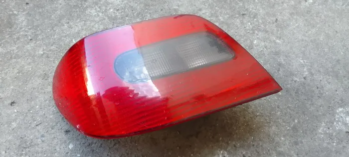 Par lanternas originais citroen xsara hatch 98/01