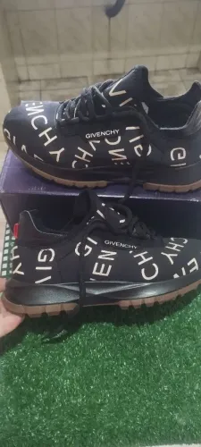 Tênis Givenchy Tam 39
