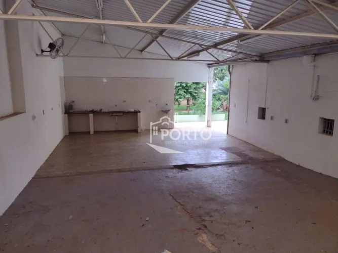Casa Comercial 4 salas à venda ou aluguel no bairro Centro em Piracicaba