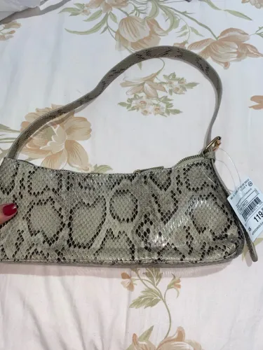 Bolsa nova