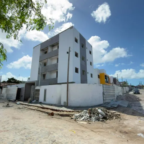 Apartamento com 2 dormitórios à venda, 52 m² por R$ 215.000 - Mangabeira - João Pessoa/PB
