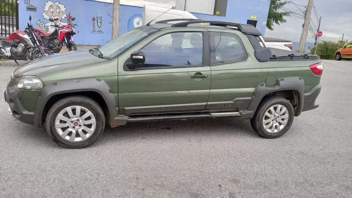 Fiat Strada Adventure1.8/ 1.8 Locker Flex CD 2016