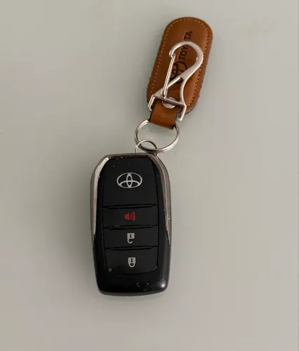 ? Chave original toyota hilux á venda 