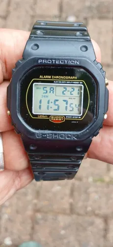 Relogio casio DW 5700 antigo 