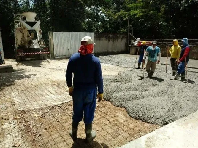 Piso de concreto polido, granilite, polimentos. 