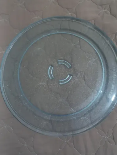 Prato para microondas Brastemp usado.