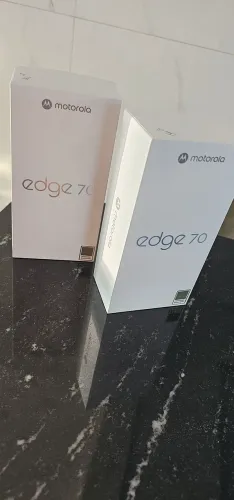 Motorola Edge 70 5G 256GB 8GB RAM + 16GB BOOST NOVO LACRADO 