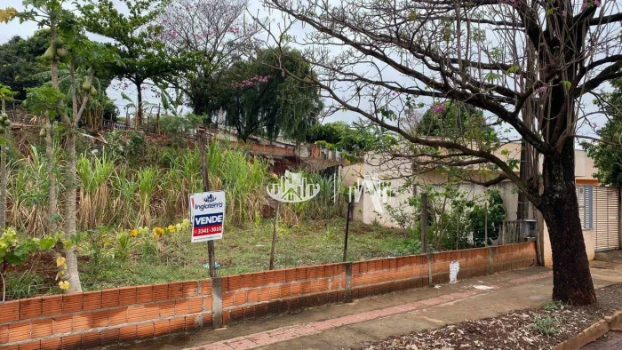 Terreno à venda, 563 m² por R$ 220.000 - Sabará III - Zona Oeste de Londrina/PR.