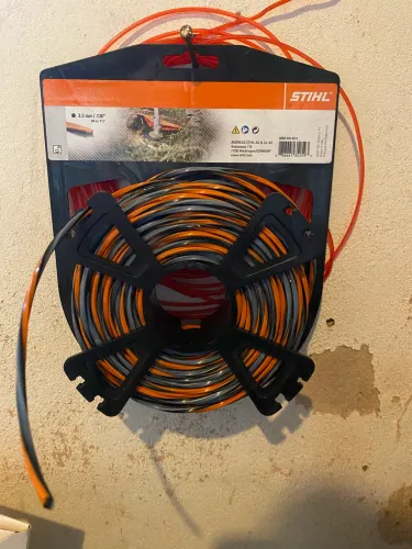STIHL fio de corte para roçadeira