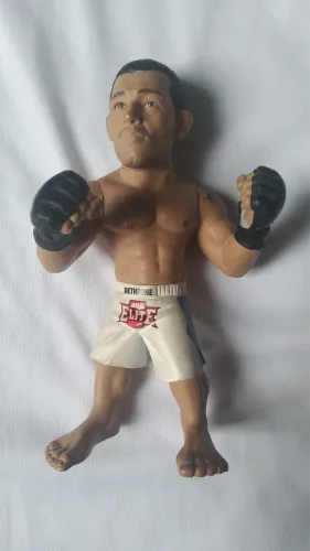 Boneco UFC Jon Jones, Jose Aldo e Lyoto Machida