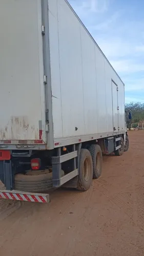 Baú carga seca Facchini 18 Pallets