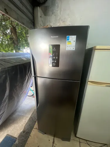 Geladeira inox inverse semi nova