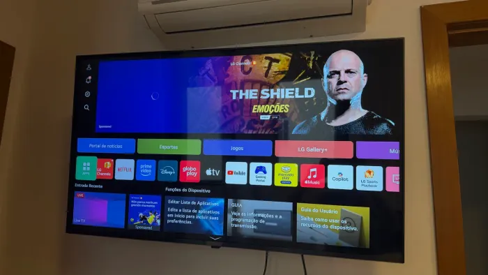 LG 43 4K UHD UR7800 seminova