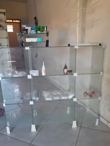 Balcão para lojas e farmácias