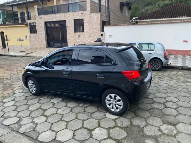 Chevrolet Onix JOY Hatch 1.0 8V Flex Mec. 4P 2019
