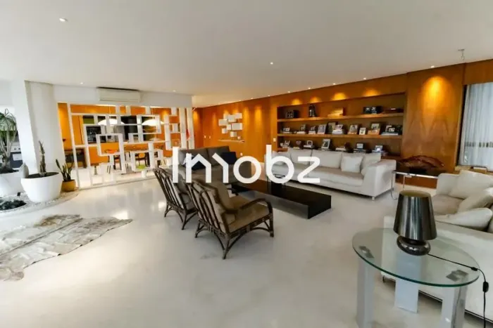Apartamento à venda na Rua Professor Alexandre Correia, 360 - Vila Andrade - São Paulo - S