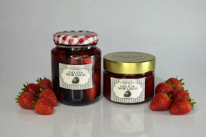 Vela aromática geléia de morango gourmet artesanal cera ecomix e gel decorativa