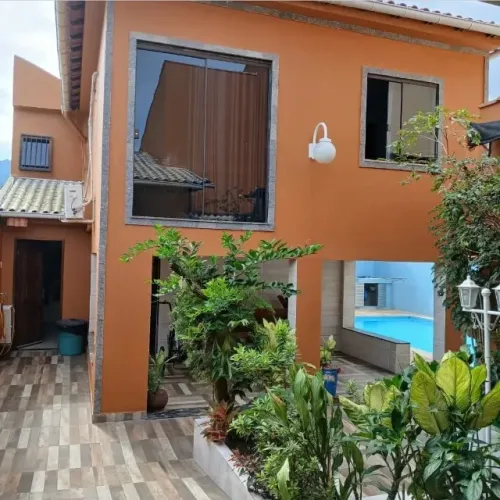 Casa em Muriqui, 04 quartos