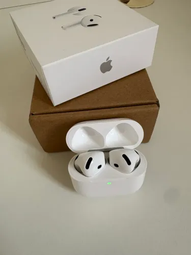 AirPods 4 (Sem Cancelamento Ativo de Ruído) - Estado de Novo