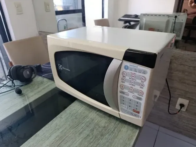 Micro-ondas Eletrolux 20l