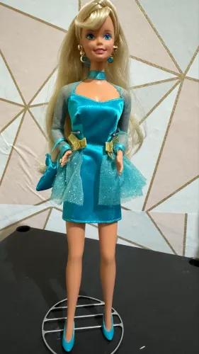 Barbie city style