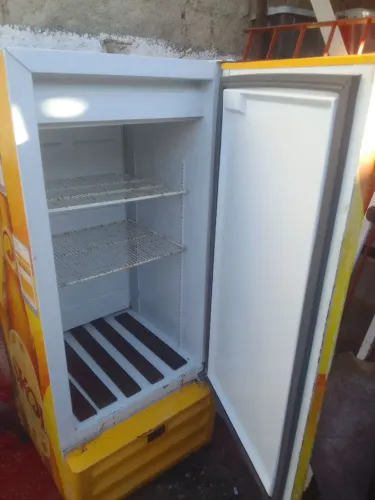 Geladeira para seu comércio,top gelando muito bem
