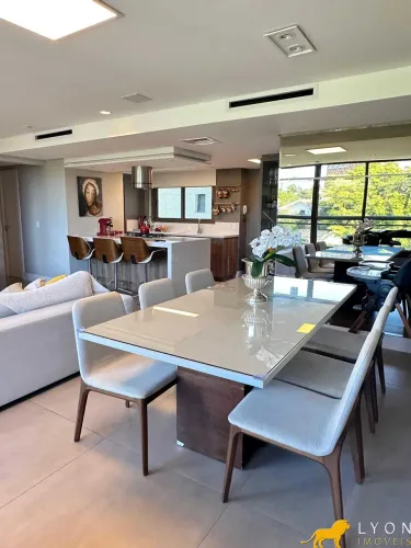 Apartamento à venda no bairro Três Figueiras - Porto Alegre/RS