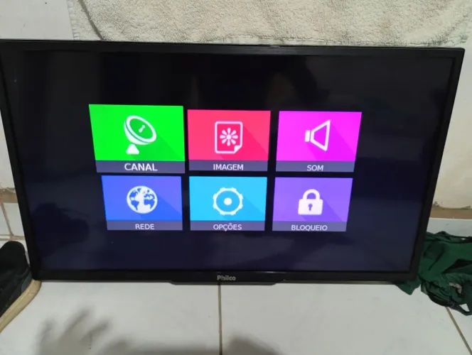 Tv plilco 32 polegadas 